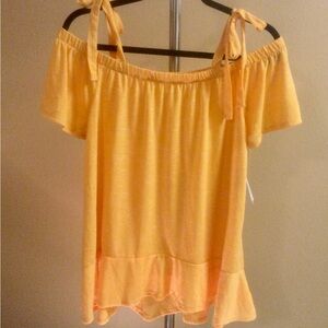 🆕 Off the Shoulder Top